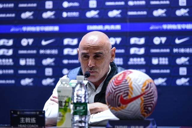 第一百场比, 这也给穆斯, 卡特的排兵 第一百场比, 这也给穆斯, 卡特的排兵